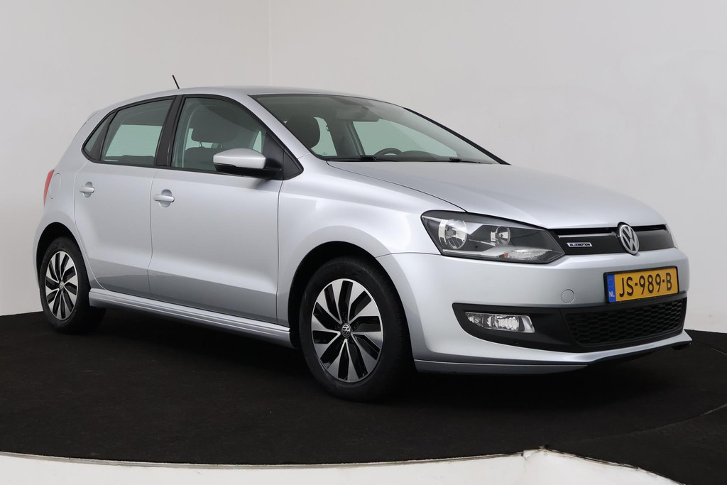 
Volkswagen Polo 1.0 BlueMotion (NAVIGATIE, CARPLAY, BLUETOOTH, AIRCO, CRUISE CONTROL, NL-AUTO, GOED ONDERHOUDEN) vol									