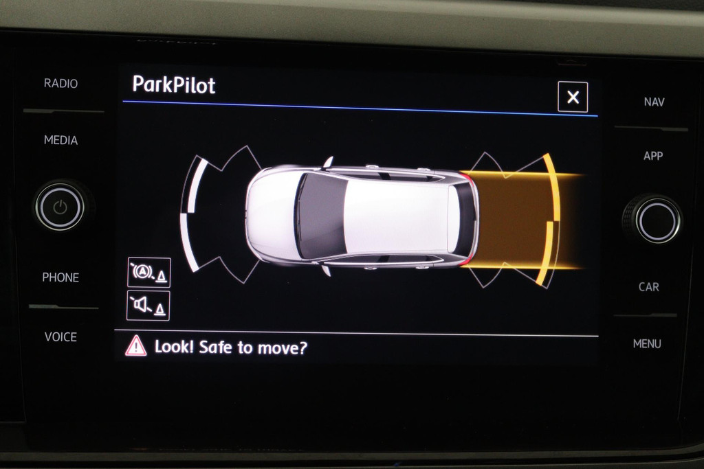 
Volkswagen Polo 1.0 TSI Comfortline (PARKEERSENSOREN, CRUISE ADAPTIEF, NAVIGATIE, DIGITAL DASHBOARD, NL-AUTO, GOED ONDERHOUDEN) vol									