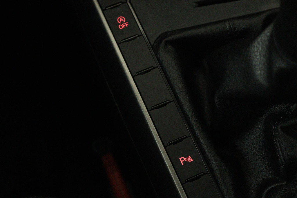 
Volkswagen Polo 1.0 TSI Comfortline (PARKEERSENSOREN, CRUISE ADAPTIEF, NAVIGATIE, DIGITAL DASHBOARD, NL-AUTO, GOED ONDERHOUDEN) vol									