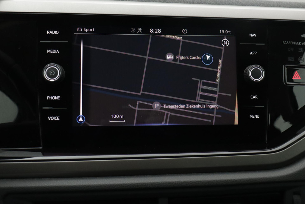 
Volkswagen Polo 1.0 TSI Comfortline Business (NAVIGATIE, CARPLAY, CLIMA, PARKEERSENSOREN, CRUISE, 1e EIGENAAR, GOED ONDERHOUDEN) vol									