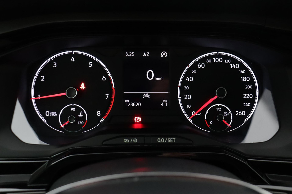 
Volkswagen Polo 1.0 TSI Comfortline Business (NAVIGATIE, CARPLAY, CLIMA, PARKEERSENSOREN, CRUISE, 1e EIGENAAR, GOED ONDERHOUDEN) vol									