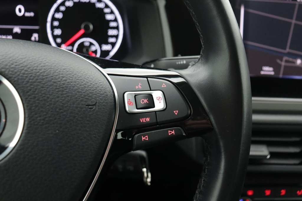 
Volkswagen Polo 1.0 TSI Comfortline Business (NAVIGATIE, CARPLAY, CLIMA, PARKEERSENSOREN, CRUISE, 1e EIGENAAR, GOED ONDERHOUDEN) vol									