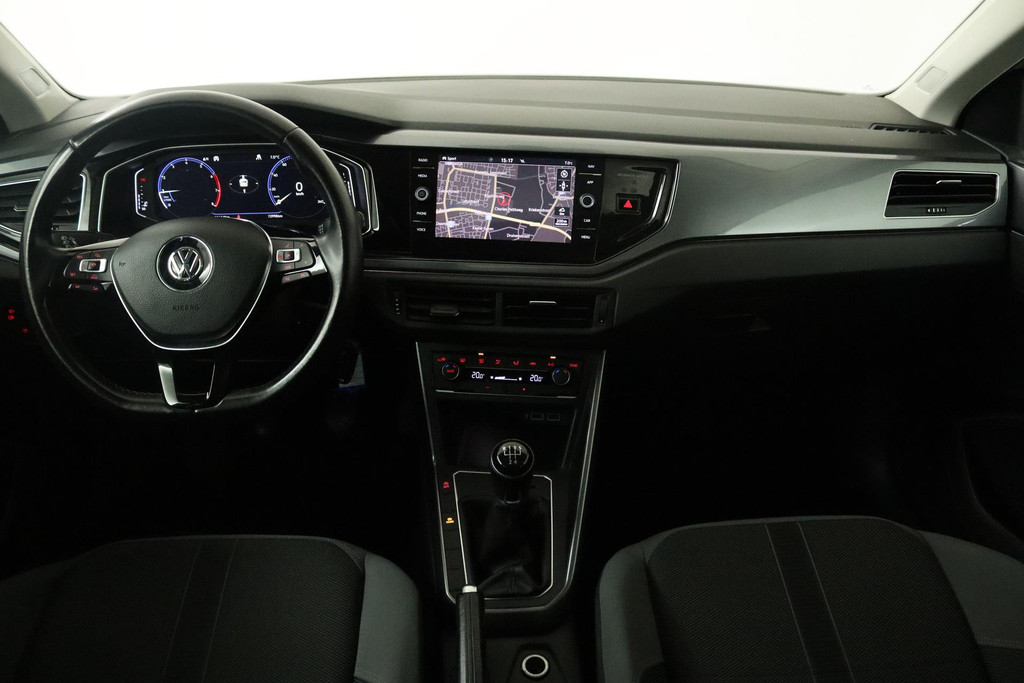 
Volkswagen Polo 1.0 TSI Highline (VIRTUAL, ADAPTIVE, PANORAMADAK, NAVIGATIE, CLIMATE CONTROL, NL-AUTO, GOED ONDERHOUDEN) vol									