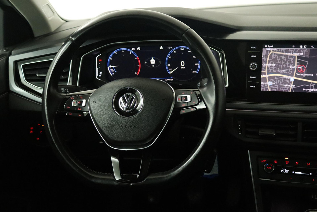 
Volkswagen Polo 1.0 TSI Highline (VIRTUAL, ADAPTIVE, PANORAMADAK, NAVIGATIE, CLIMATE CONTROL, NL-AUTO, GOED ONDERHOUDEN) vol									