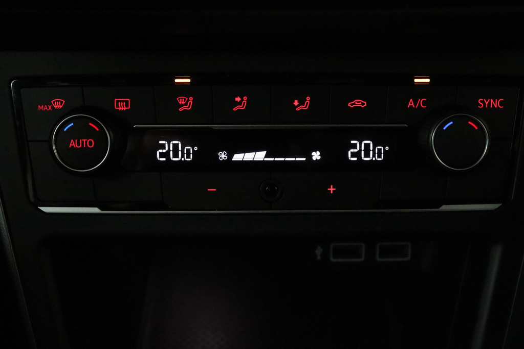 
Volkswagen Polo 1.0 TSI Highline (VIRTUAL, ADAPTIVE, PANORAMADAK, NAVIGATIE, CLIMATE CONTROL, NL-AUTO, GOED ONDERHOUDEN) vol									