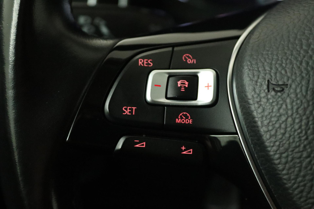 
Volkswagen Polo 1.0 TSI Highline (VIRTUAL, ADAPTIVE, PANORAMADAK, NAVIGATIE, CLIMATE CONTROL, NL-AUTO, GOED ONDERHOUDEN) vol									