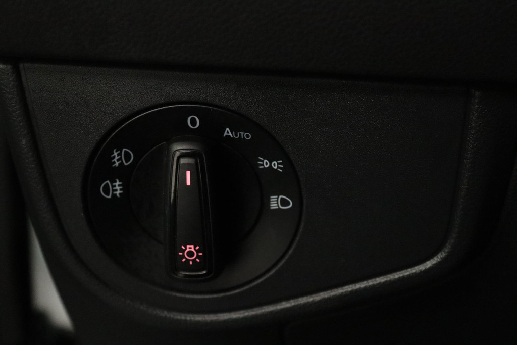 
Volkswagen Polo 1.0 TSI Highline (VIRTUAL, ADAPTIVE, PANORAMADAK, NAVIGATIE, CLIMATE CONTROL, NL-AUTO, GOED ONDERHOUDEN) vol									