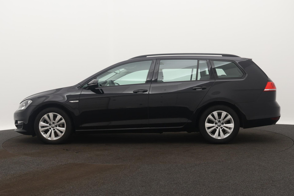 
Volkswagen GOLF Variant 1.0 TSI Comfortline Business(NL-auto,Navi, Parkeersensoren, Airco, Cruise Control, Etc) vol									