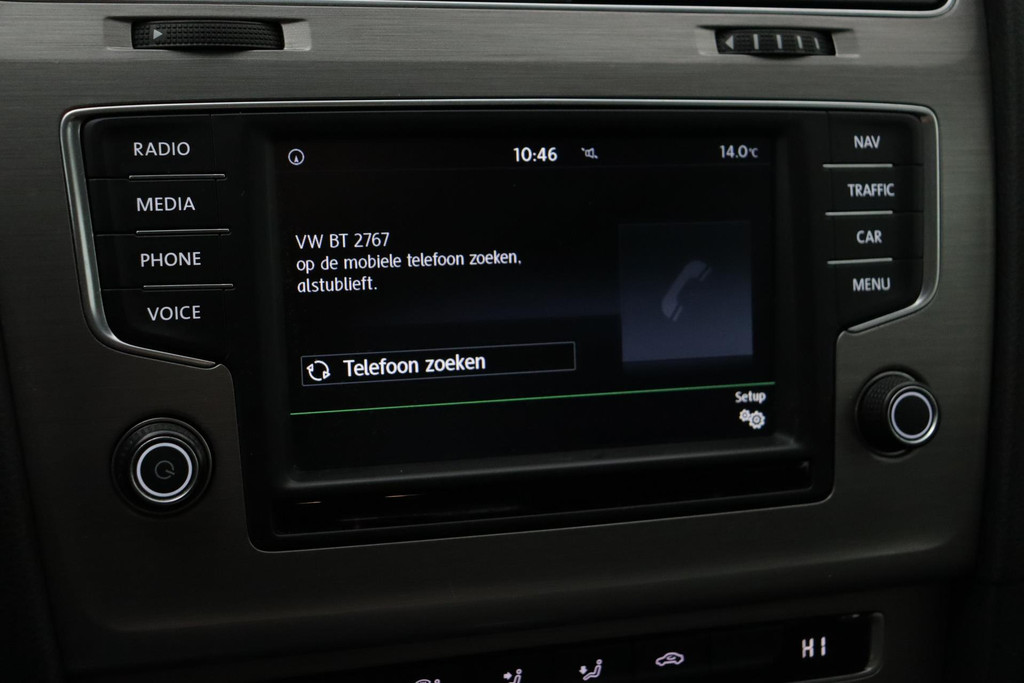 
Volkswagen GOLF Variant 1.0 TSI Comfortline Business(NL-auto,Navi, Parkeersensoren, Airco, Cruise Control, Etc) vol									