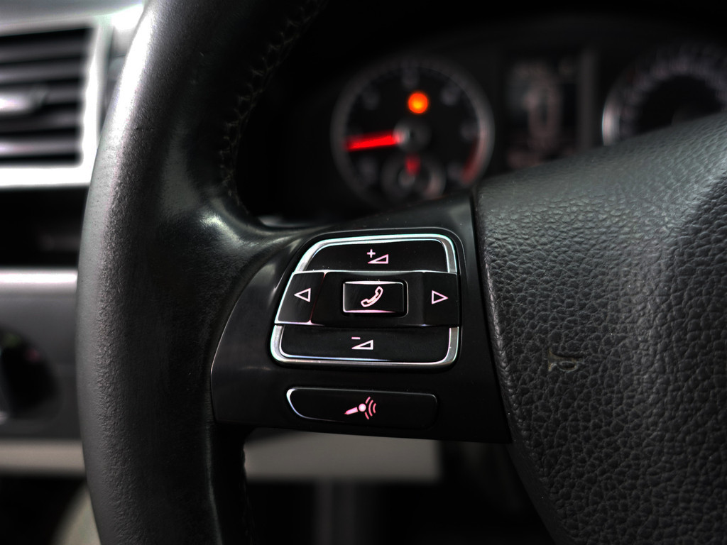 
Volkswagen Transporter 2.0 TDI L2 Highline Aut- Dubbele Cabine, 5 Pers, Schuifdak, Park Assist, Cruise, Navi, Sidebars vol									