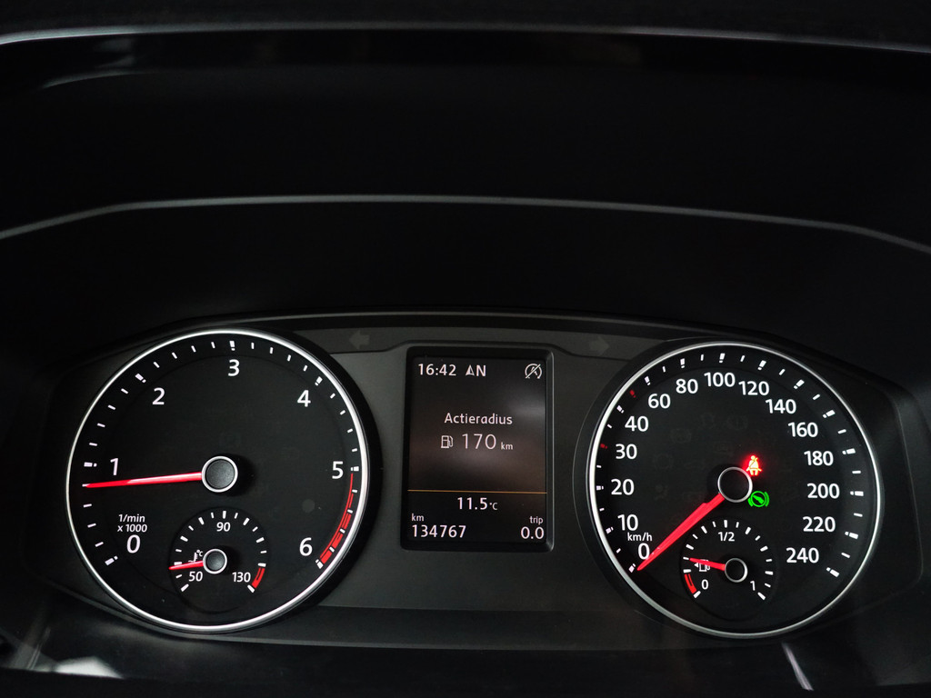 
Volkswagen Transporter 2.0 TDI L2 Multivan Edition 1 of 250 Aut- Dubbele Cabine, Schuifdak, Memory, 2x Elek Schuifdeur, Xenon Led vol									