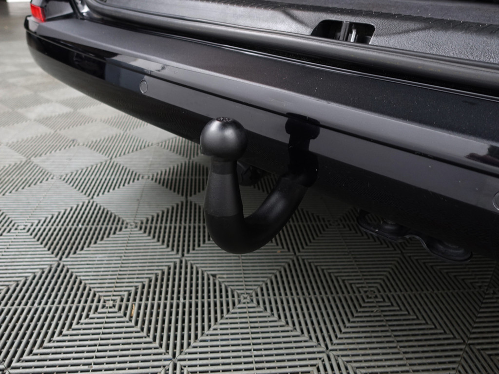 
Volkswagen Transporter 2.0 TDI L2 Multivan Edition 1 of 250 Aut- Dubbele Cabine, Schuifdak, Memory, 2x Elek Schuifdeur, Xenon Led vol									