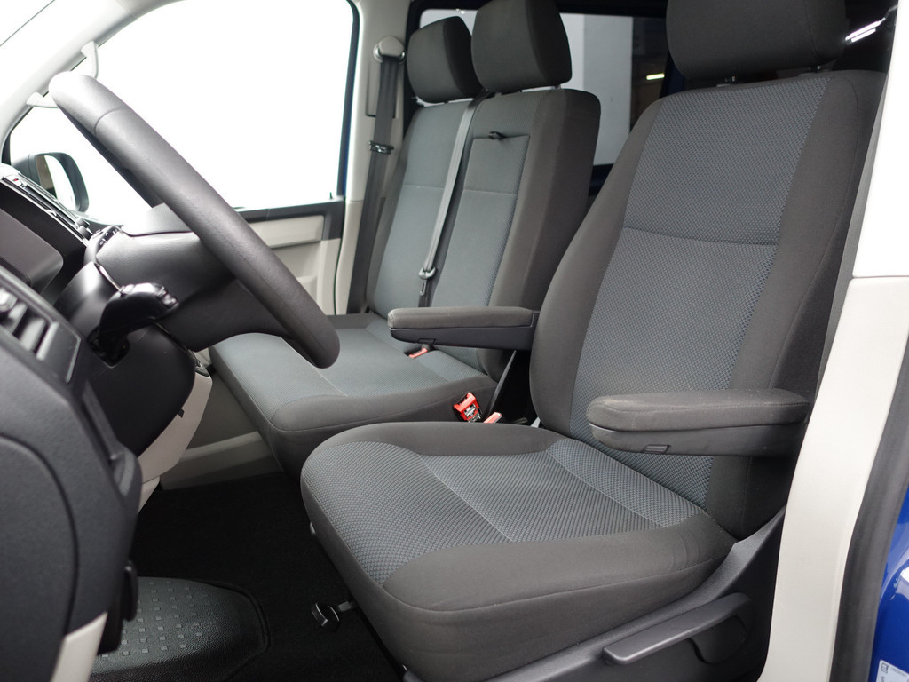 
Volkswagen Transporter 2.0 TDI 180pk L2 R Line Aut- Dubbele Cabine, 6 Pers, Park Assist, Navi, Cruise, Clima, Sidebars vol									