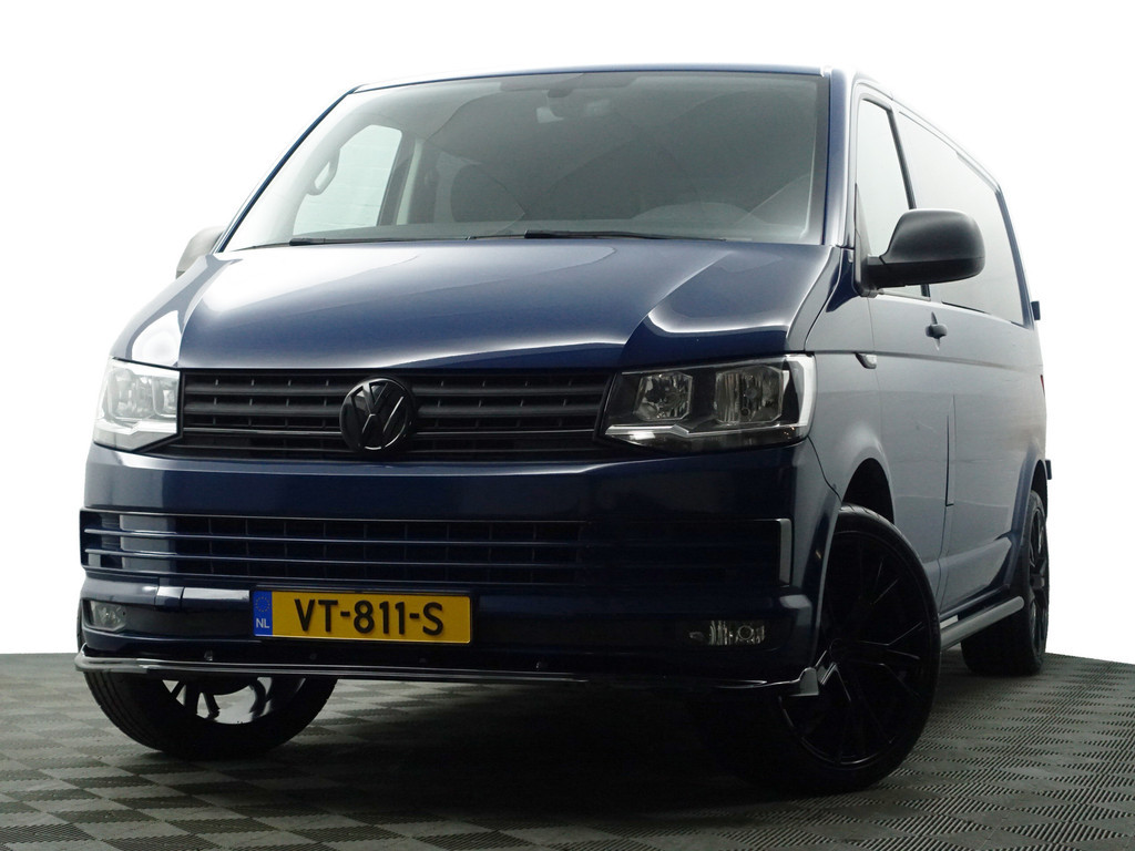 
Volkswagen Transporter 2.0 TDI 180pk L2 R Line Aut- Dubbele Cabine, 6 Pers, Park Assist, Navi, Cruise, Clima, Sidebars vol									