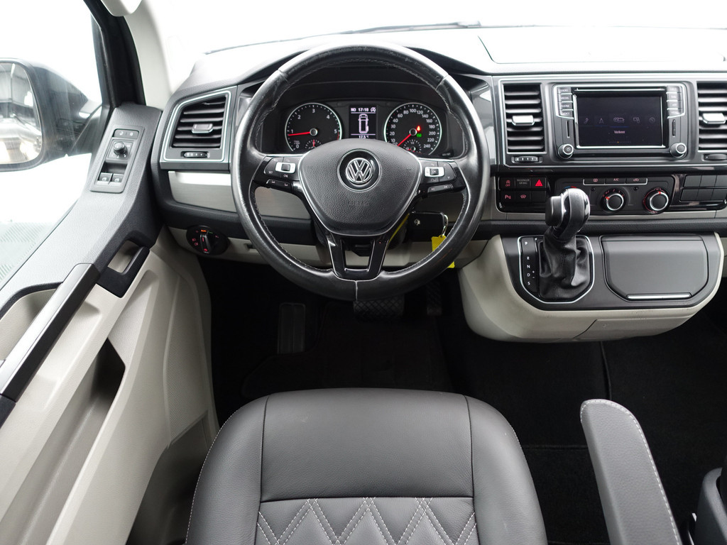 
Volkswagen Transporter 2.0 TDI Euro 6 L2 Highline+ Aut- Dubbele Cabine, 5/6 Pers, Xenon Led, Design Leder, Carplay, Park Assist vol									