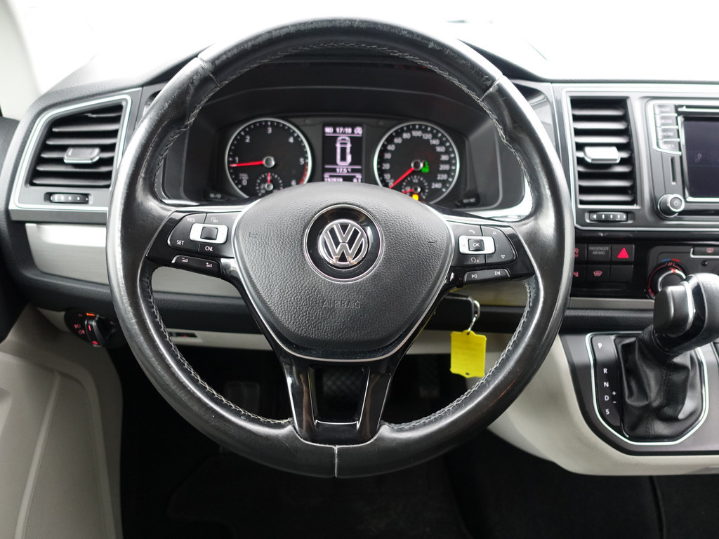 
Volkswagen Transporter 2.0 TDI Euro 6 L2 Highline+ Aut- Dubbele Cabine, 5/6 Pers, Xenon Led, Design Leder, Carplay, Park Assist vol									