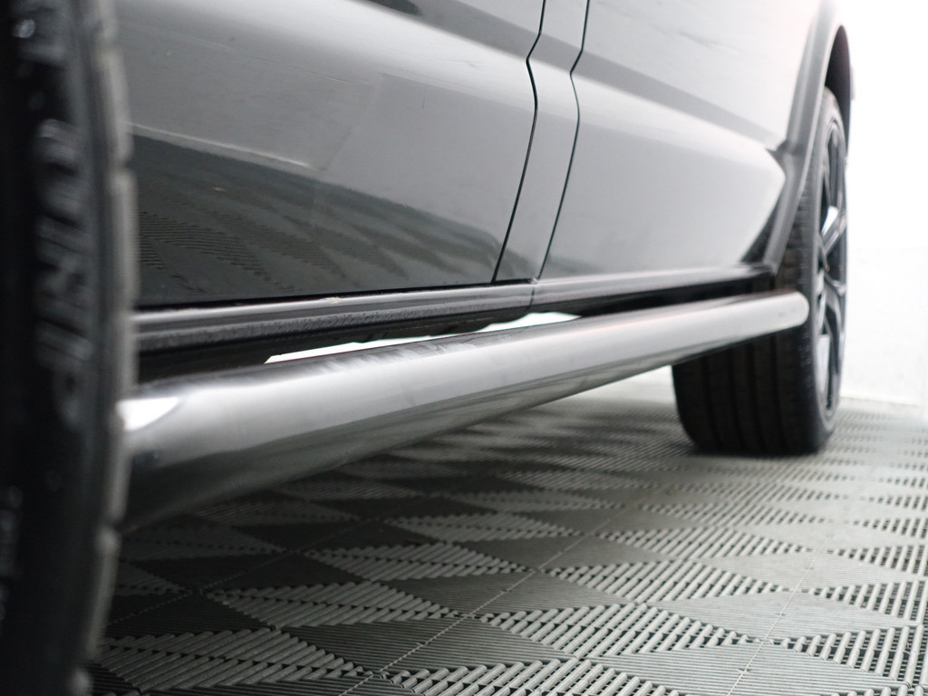 
Volkswagen Transporter 2.0 TDI Euro 6 L2 Highline+ Aut- Dubbele Cabine, 5/6 Pers, Xenon Led, Design Leder, Carplay, Park Assist vol									