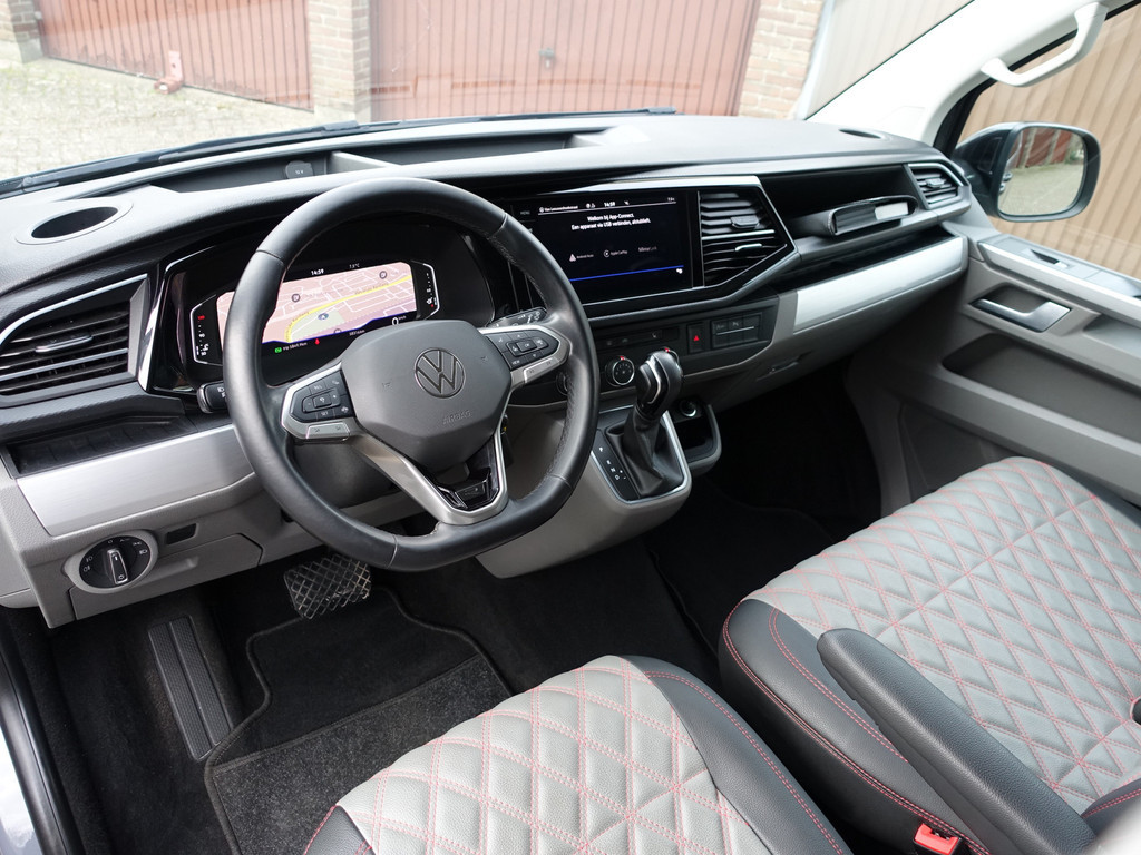
								Volkswagen Transporter 2.0 TDI Euro 6 L2 Bulli Aut- Dubbele Cabine, 6 Pers, Xenon Led, Virtual Cockpit, Nardo Grey, Ada Cruise vol									