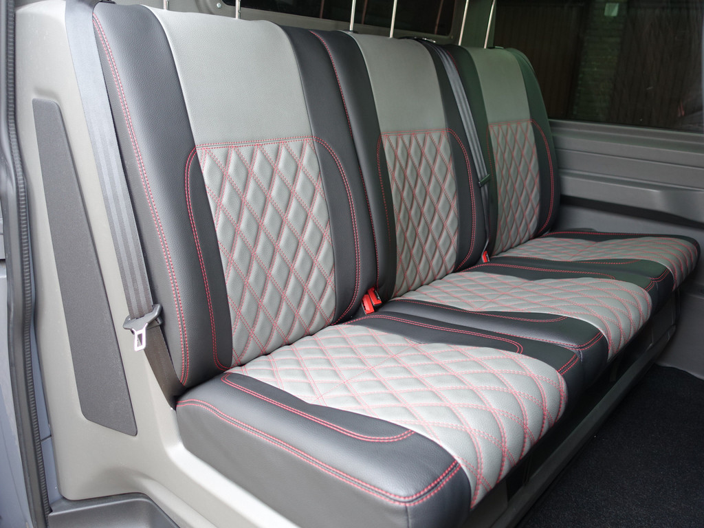 
								Volkswagen Transporter 2.0 TDI Euro 6 L2 Bulli Aut- Dubbele Cabine, 6 Pers, Xenon Led, Virtual Cockpit, Nardo Grey, Ada Cruise vol									