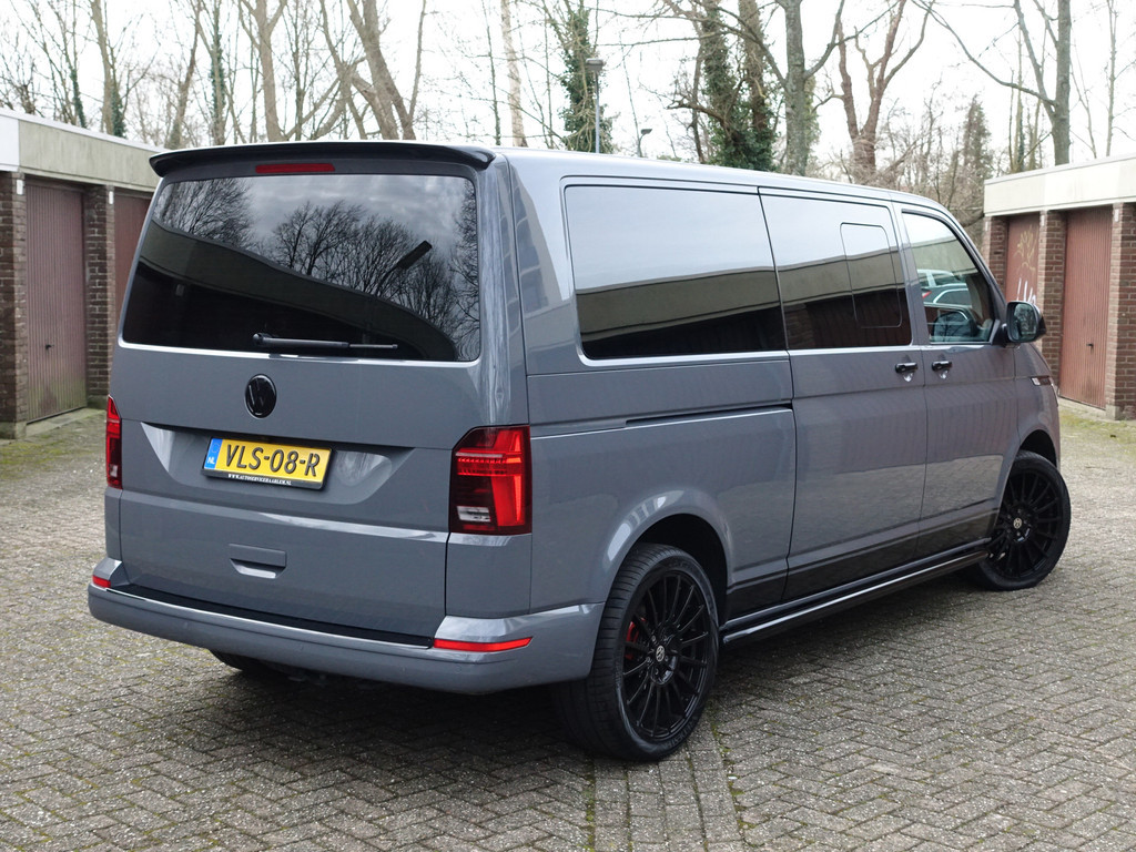 
								Volkswagen Transporter 2.0 TDI Euro 6 L2 Bulli Aut- Dubbele Cabine, 6 Pers, Xenon Led, Virtual Cockpit, Nardo Grey, Ada Cruise vol									