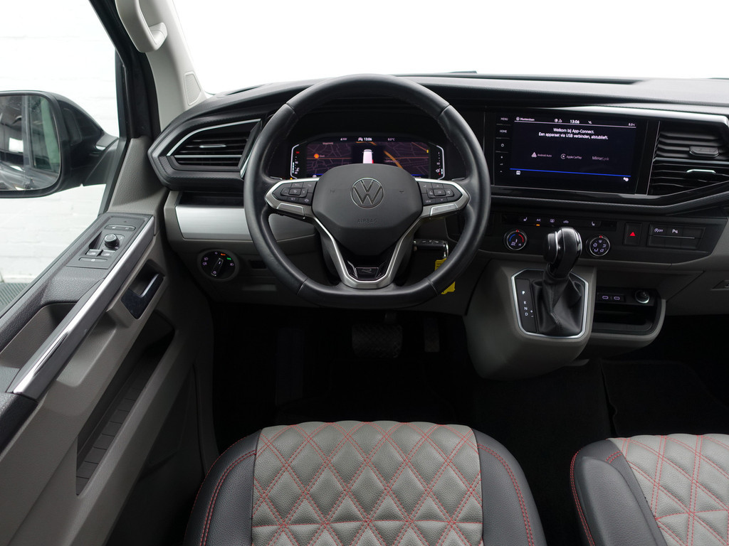 
								Volkswagen Transporter 2.0 TDI Euro 6 L2 Bulli Aut- Dubbele Cabine, 6 Pers, Xenon Led, Virtual Cockpit, Nardo Grey, Ada Cruise vol									