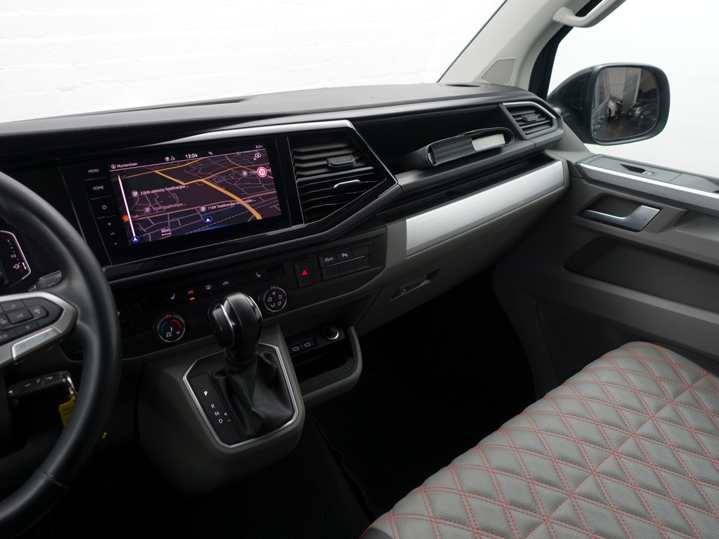 
								Volkswagen Transporter 2.0 TDI Euro 6 L2 Bulli Aut- Dubbele Cabine, 6 Pers, Xenon Led, Virtual Cockpit, Nardo Grey, Ada Cruise vol									