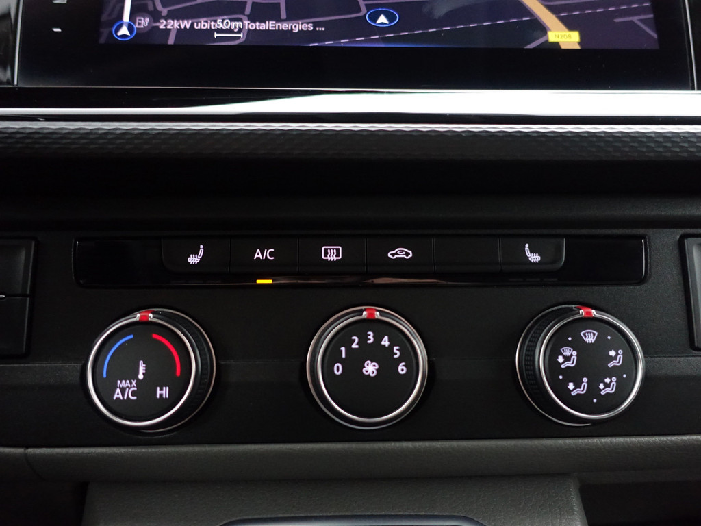 
								Volkswagen Transporter 2.0 TDI Euro 6 L2 Bulli Aut- Dubbele Cabine, 6 Pers, Xenon Led, Virtual Cockpit, Nardo Grey, Ada Cruise vol									