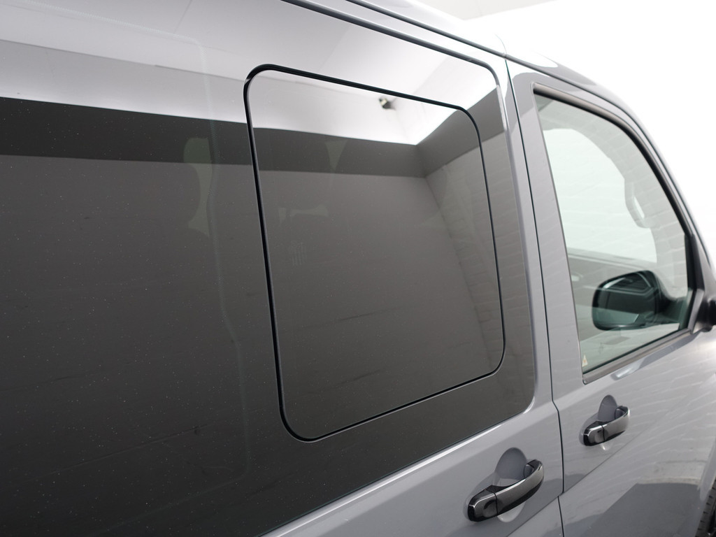 
								Volkswagen Transporter 2.0 TDI Euro 6 L2 Bulli Aut- Dubbele Cabine, 6 Pers, Xenon Led, Virtual Cockpit, Nardo Grey, Ada Cruise vol									