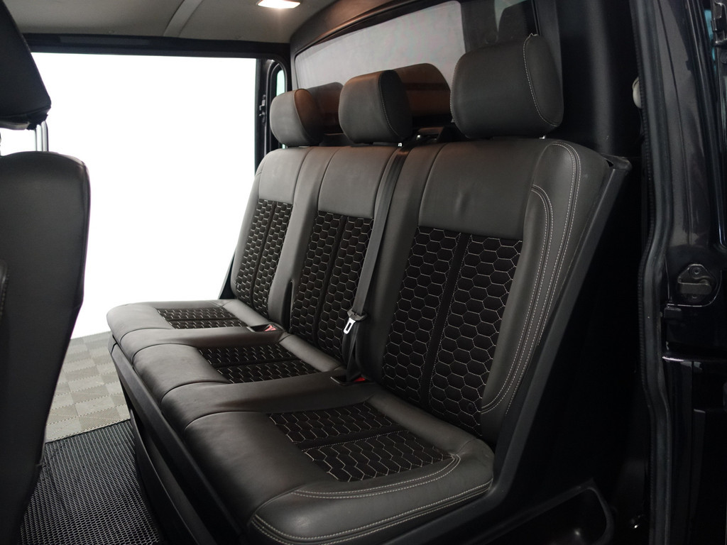 
Volkswagen Transporter 2.0 TDI Euro 6 L2 Highline+ Aut- Dubbele Cabine, 2x Schuifdeur, Schuifdak, Xenon Led, Custom Leder, Carplay vol									