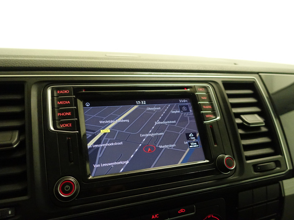 
Volkswagen Transporter 2.0 TDI Euro 6 L2 Highline+ Aut- Dubbele Cabine, 2x Schuifdeur, Schuifdak, Xenon Led, Custom Leder, Carplay vol									