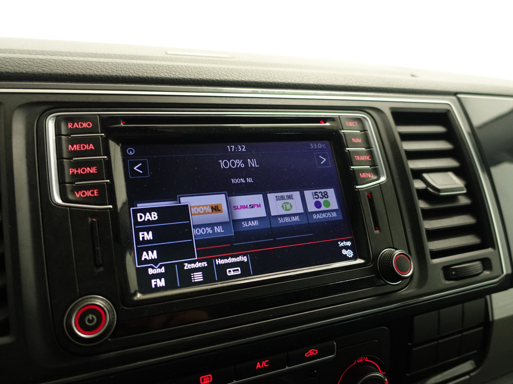 
Volkswagen Transporter 2.0 TDI Euro 6 L2 Highline+ Aut- Dubbele Cabine, 2x Schuifdeur, Schuifdak, Xenon Led, Custom Leder, Carplay vol									