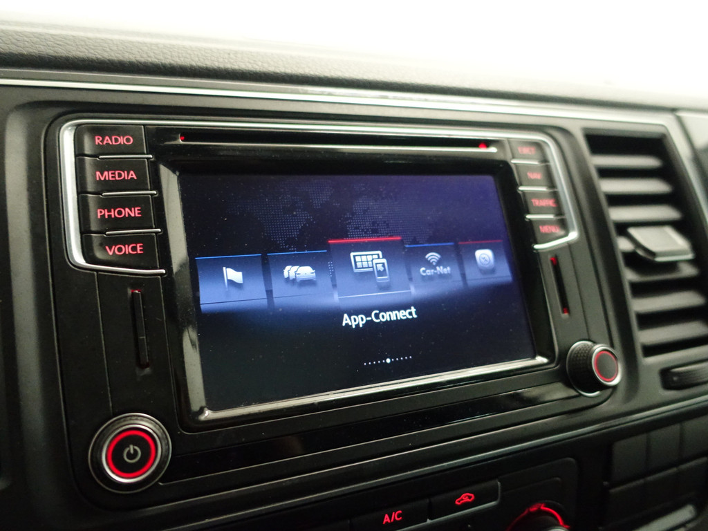 
Volkswagen Transporter 2.0 TDI Euro 6 L2 Highline+ Aut- Dubbele Cabine, 2x Schuifdeur, Schuifdak, Xenon Led, Custom Leder, Carplay vol									