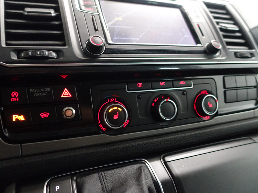 
Volkswagen Transporter 2.0 TDI Euro 6 L2 Highline+ Aut- Dubbele Cabine, 2x Schuifdeur, Schuifdak, Xenon Led, Custom Leder, Carplay vol									