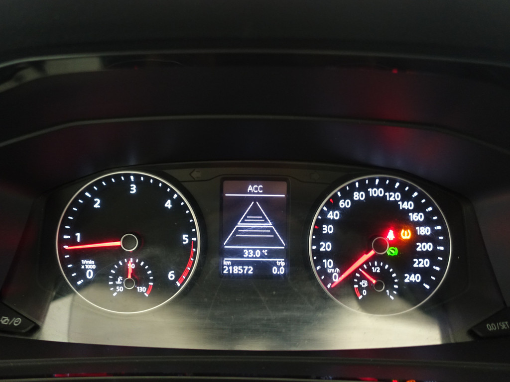 
Volkswagen Transporter 2.0 TDI Euro 6 L2 Highline+ Aut- Dubbele Cabine, 2x Schuifdeur, Schuifdak, Xenon Led, Custom Leder, Carplay vol									