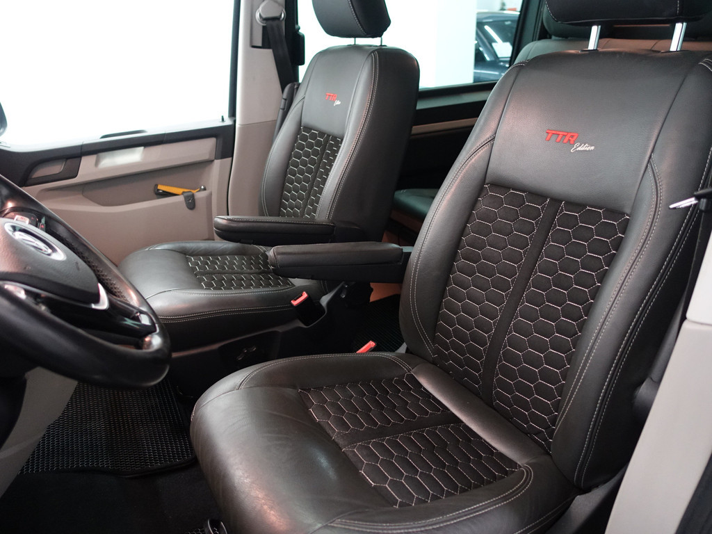 
Volkswagen Transporter 2.0 TDI Euro 6 L2 Highline+ Aut- Dubbele Cabine, 2x Schuifdeur, Schuifdak, Xenon Led, Custom Leder, Carplay vol									