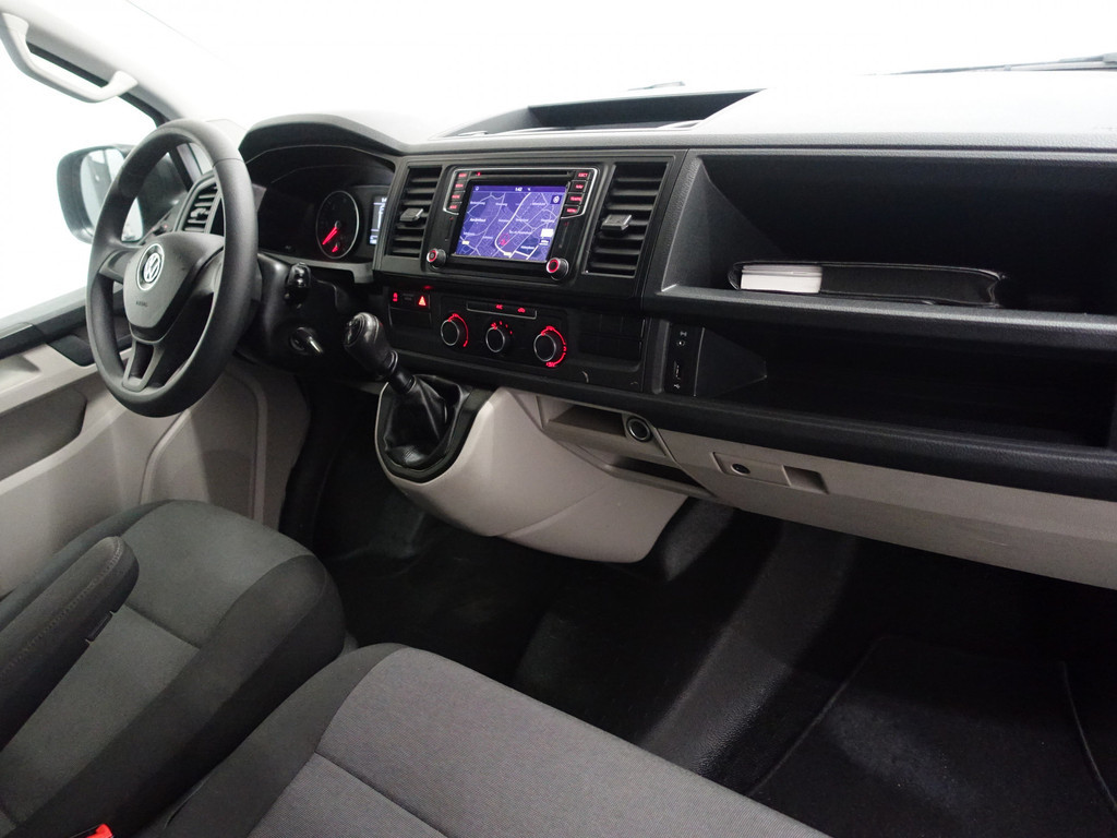 
Volkswagen Transporter 2.0 TDI Euro 6 L2 Comfortline- 3 Pers, Navi, Trekhaak, Clima, Cruise, Bluetooth Audio vol									