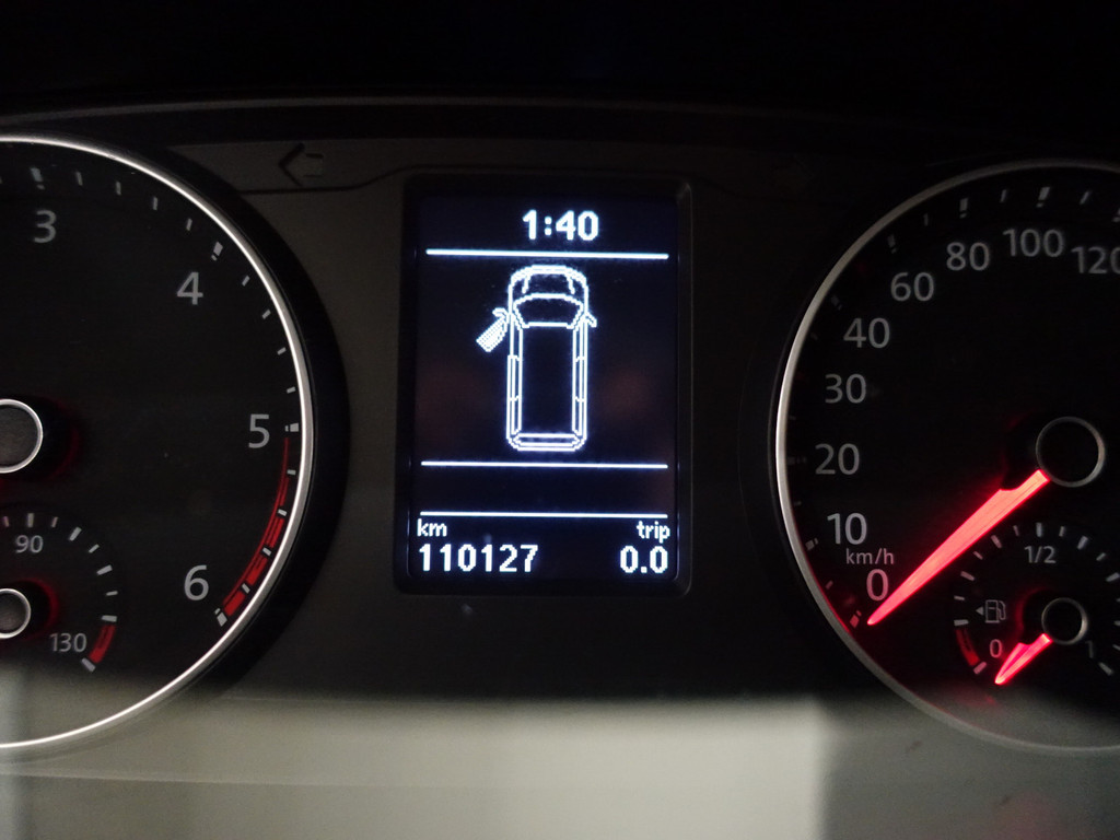 
Volkswagen Transporter 2.0 TDI Euro 6 L2 Comfortline- 3 Pers, Navi, Trekhaak, Clima, Cruise, Bluetooth Audio vol									