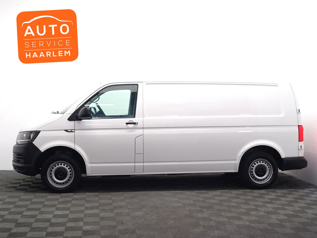 
Volkswagen Transporter 2.0 TDI Euro 6 L2 Comfortline- 3 Pers, Navi, Trekhaak, Clima, Cruise, Bluetooth Audio vol									