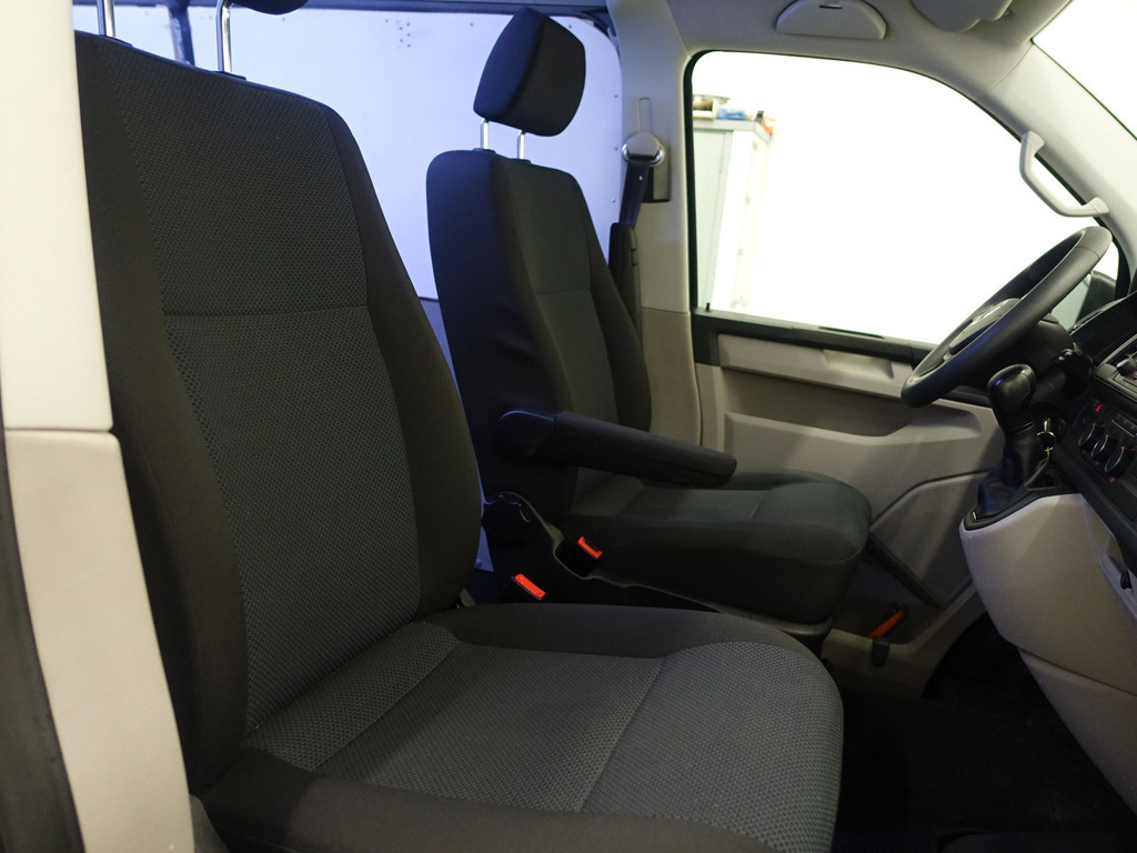 
Volkswagen Transporter 2.0 TDI L2 Highline Aut- Park Assist, Trekhaak, Cruise, Clima vol									