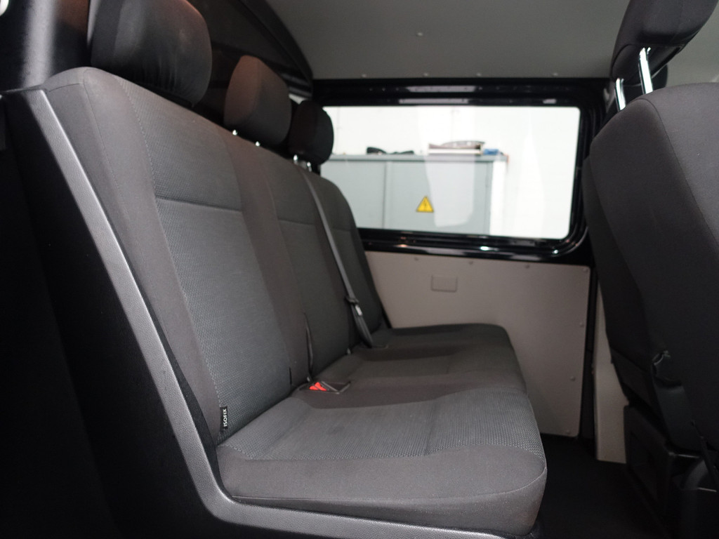 
								Volkswagen Transporter 2.0 TDI Euro 6 L2 Highline Aut- Dubbele Cabine, 5/6 Pers, Carplay, Clima, Cruise, Park Assist vol									