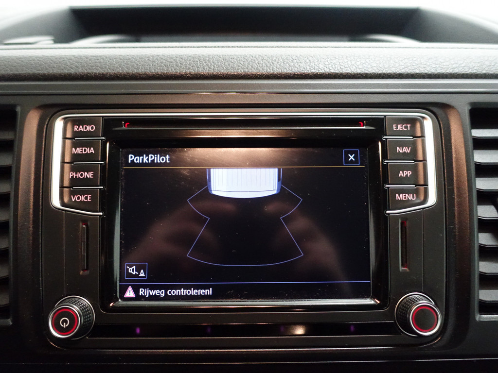 
								Volkswagen Transporter 2.0 TDI Euro 6 L2 Highline Aut- Dubbele Cabine, 5/6 Pers, Carplay, Clima, Cruise, Park Assist vol									