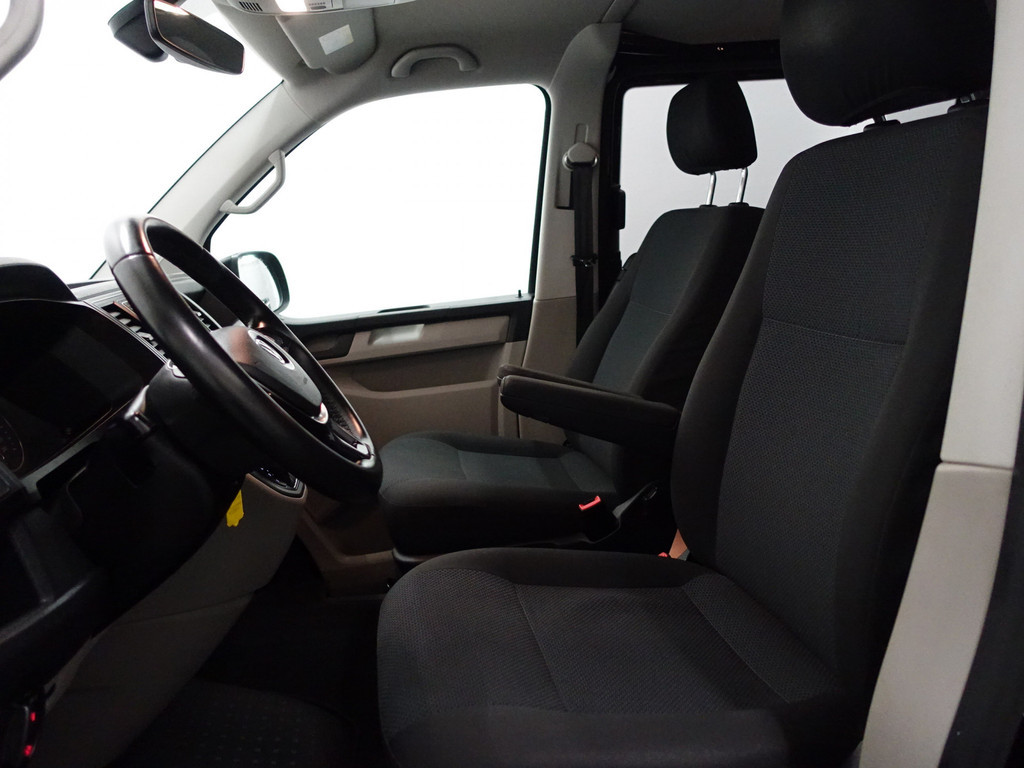 
								Volkswagen Transporter 2.0 TDI Euro 6 L2 Highline Aut- Dubbele Cabine, 5/6 Pers, Carplay, Clima, Cruise, Park Assist vol									