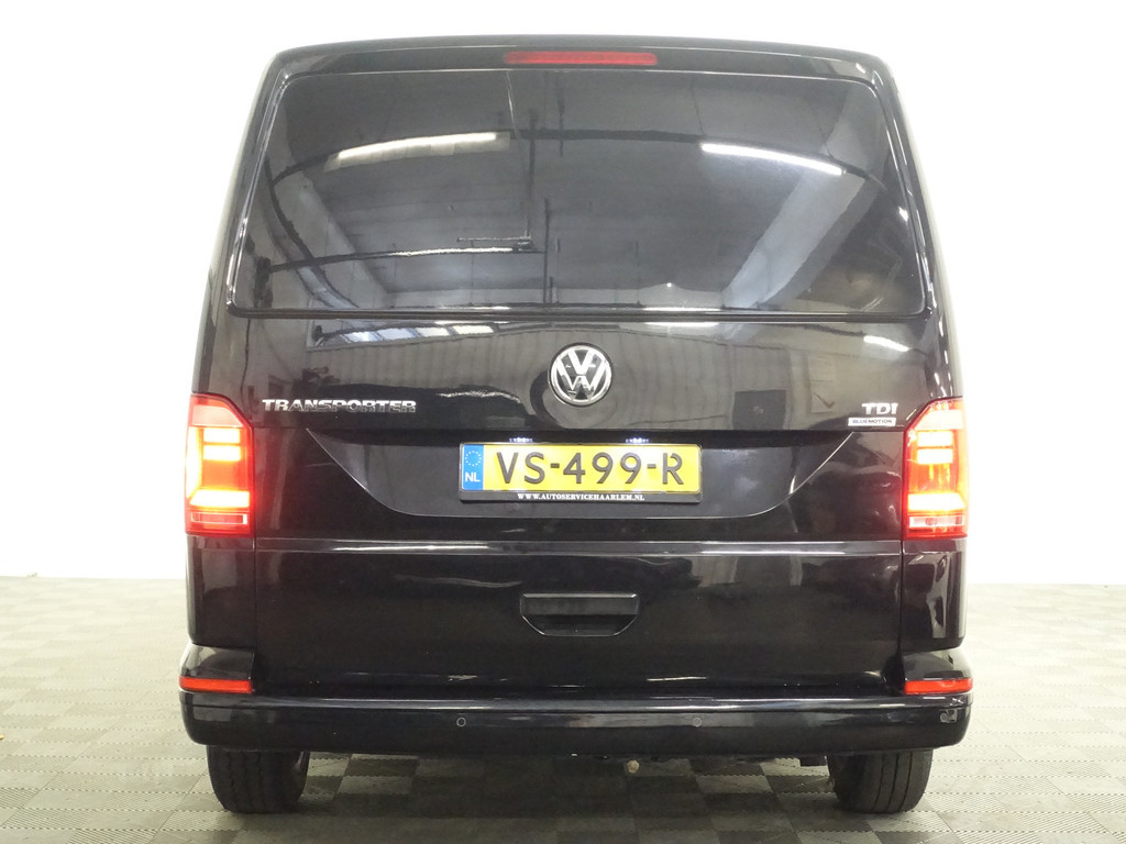 
Volkswagen Transporter 2.0 TDI L2 Highline- 3 Pers, Park Assist, Cruise, Clima, Grijs Kenteken vol									