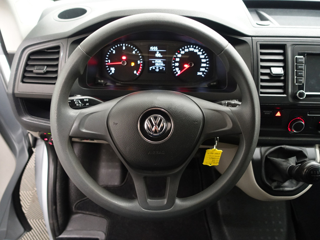 
Volkswagen Transporter 2.0 TDI Euro 6 L1 R-Line+ Two-Tone, Luxury Leder, Clima, Cruise, Grijs kenteken vol									