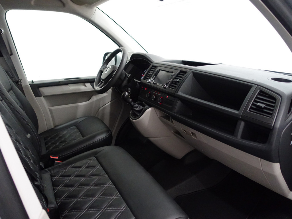 
Volkswagen Transporter 2.0 TDI Euro 6 L1 R-Line+ Two-Tone, Luxury Leder, Clima, Cruise, Grijs kenteken vol									