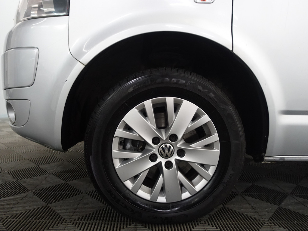 
Volkswagen Transporter 2.0 TDI L1 Highline- 3 Pers, Park Assist, Cruise, Clima, Trekhaak vol									