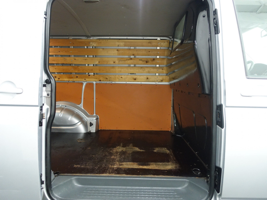 
Volkswagen Transporter 2.0 TDI L1 Highline- 3 Pers, Park Assist, Cruise, Clima, Trekhaak vol									