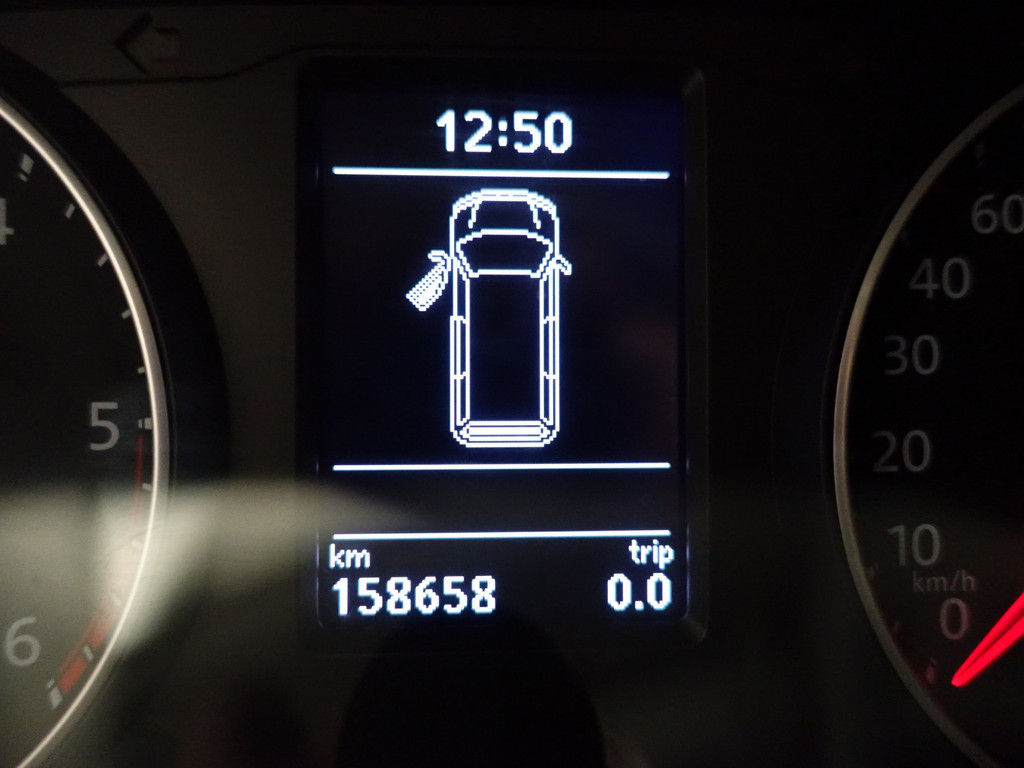 
Volkswagen Transporter 2.0 TDI Euro 6 L1 Highline – Carplay, Navi, Cruise, Clima, Grijs Kenteken vol									