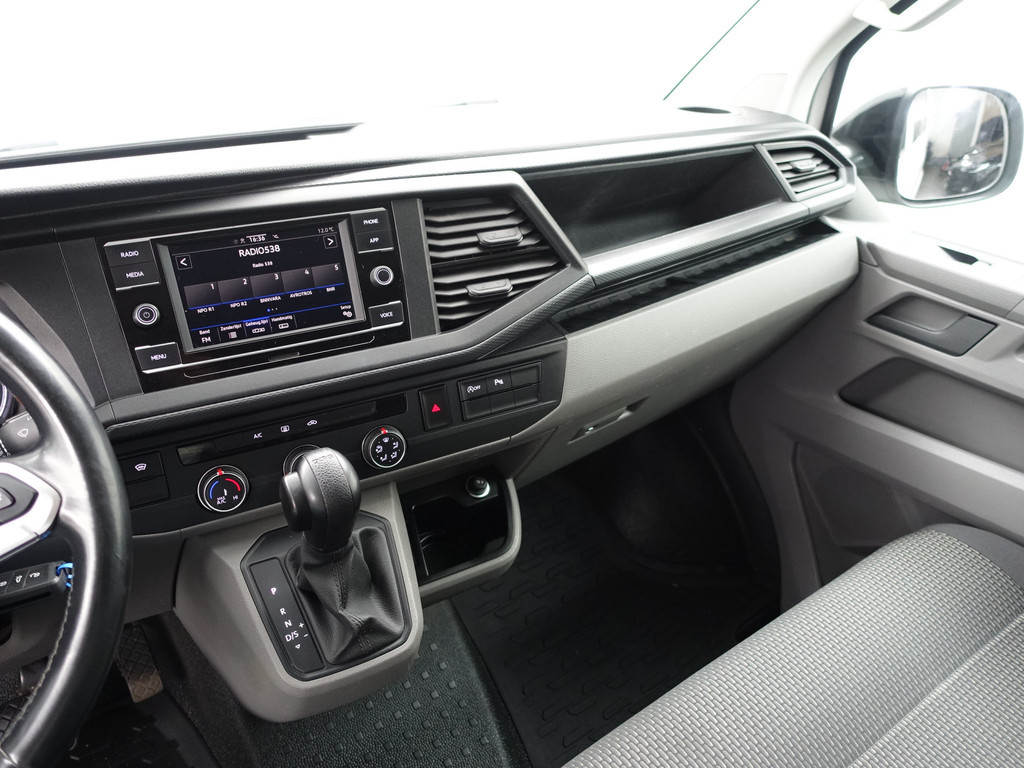 
Volkswagen Transporter 2.0 TDI Euro 6 150Pk L2 Bulli R-line+ Aut- Dubbele Cabine, 6 Pers, 2x Schuifdeur, CarPlay, Park Assist vol									