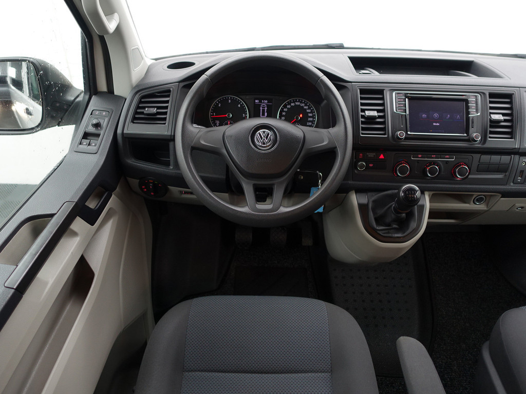 
Volkswagen Transporter 2.0 TDI Euro 6 L2 Highline- Dubbele Cabine, 4/5 Pers, Carplay, Park Assist, Navi, Cruise, Trekhaak vol									